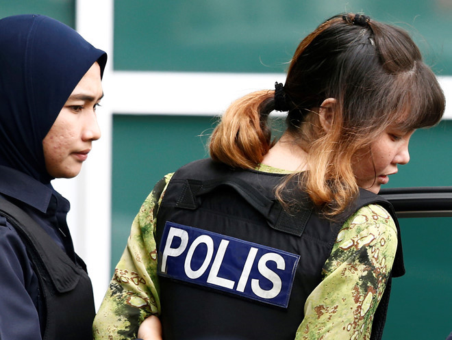 Đoàn Thị Hương bật khóc khi tòa chưa tuyên vô tội