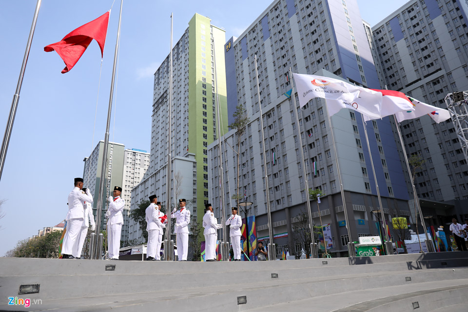 Video: Quốc kỳ Việt Nam tung bay tại ASIAD 18