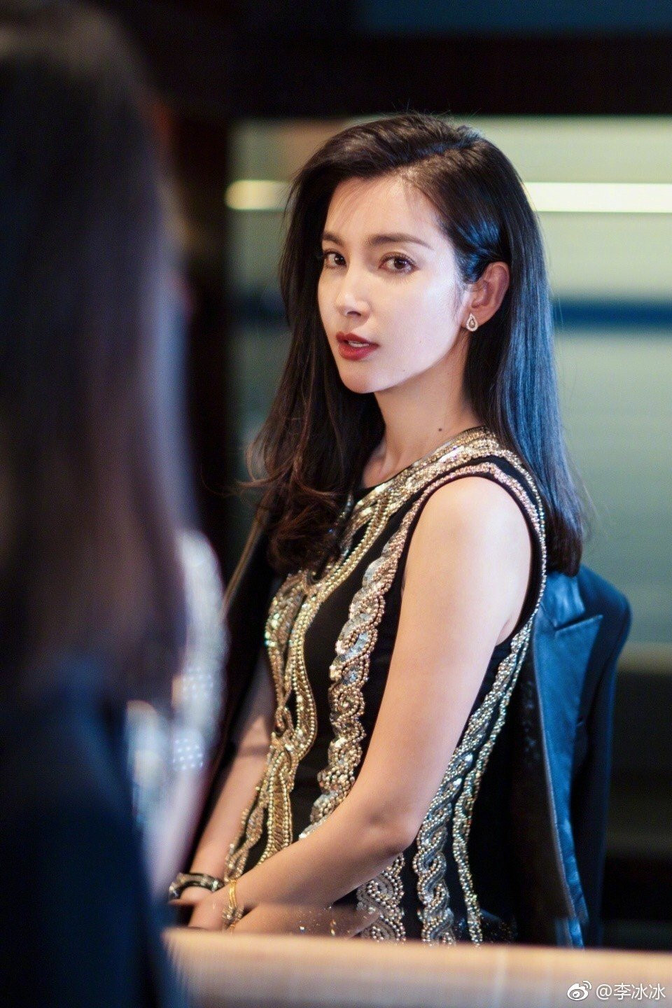 Lý Băng Băng tuổi U50: Vẫn trẻ như gái đôi mươi, bạn trai kém 16 tuổi