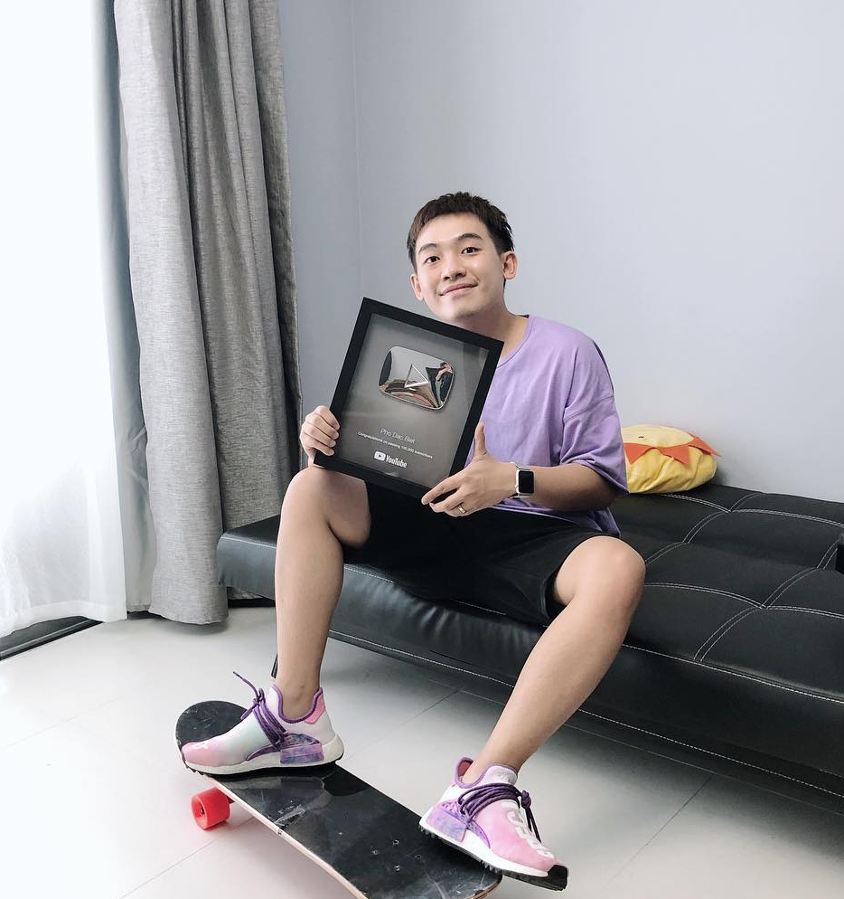 Những Vlogger hot nhất một thời đang làm gì?