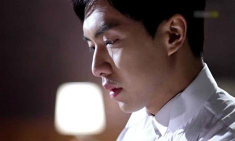 Vợ bỏ biệt thự giàu sang để theo gã trai nghèo thuê trọ, chồng hối hận khi biết lý do Vợ bỏ biệt thự giàu sang để theo gã trai nghèo thuê trọ, chồng hối hận khi biết lý do