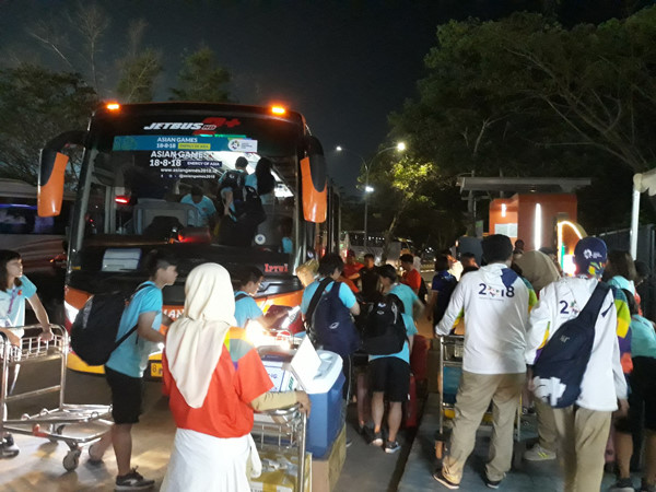 Tuyển nữ Việt Nam đổi nơi đóng quân vì làng thể thao ASIAD hết chỗ ở