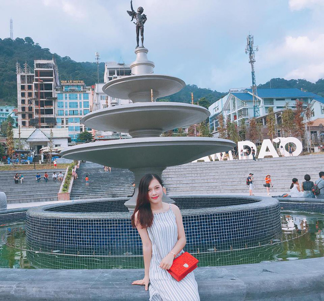 Cô giáo tiếng Anh khiến học trò không ngừng khen ngợi, chia sẻ ảnh lên mạng xã hội