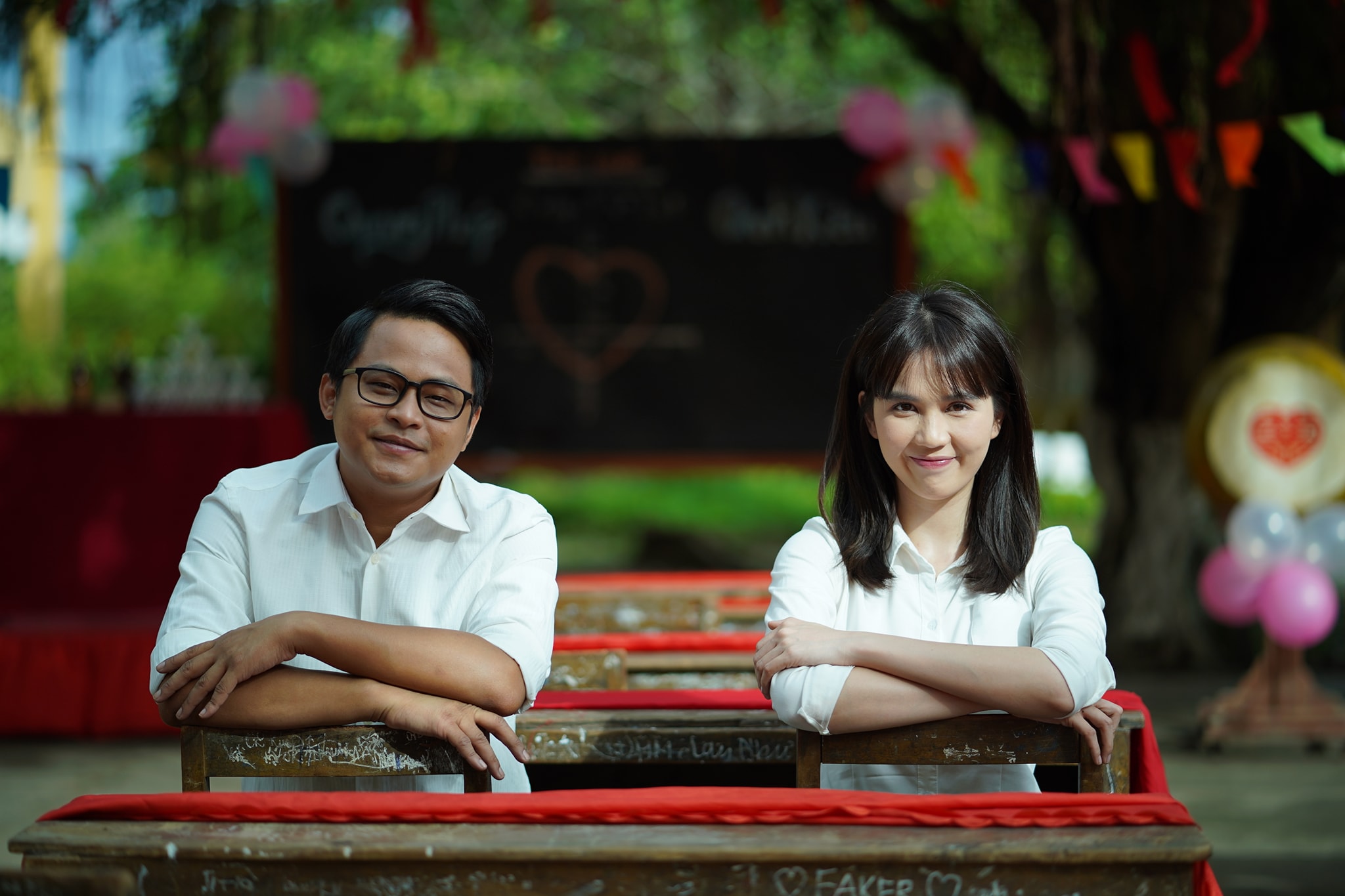 Ngọc Trinh nhí nhảnh khoe số đo 3 vòng gợi cảm với trang phục nội y