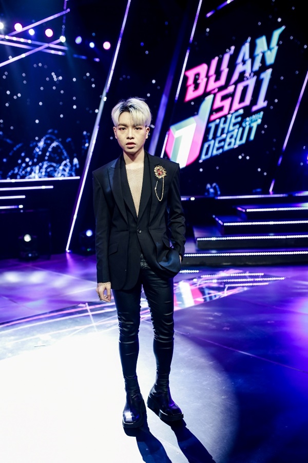 The Debut tập 11: Hoàng Thùy Linh chê Đức Phúc còn non và xanh lắm