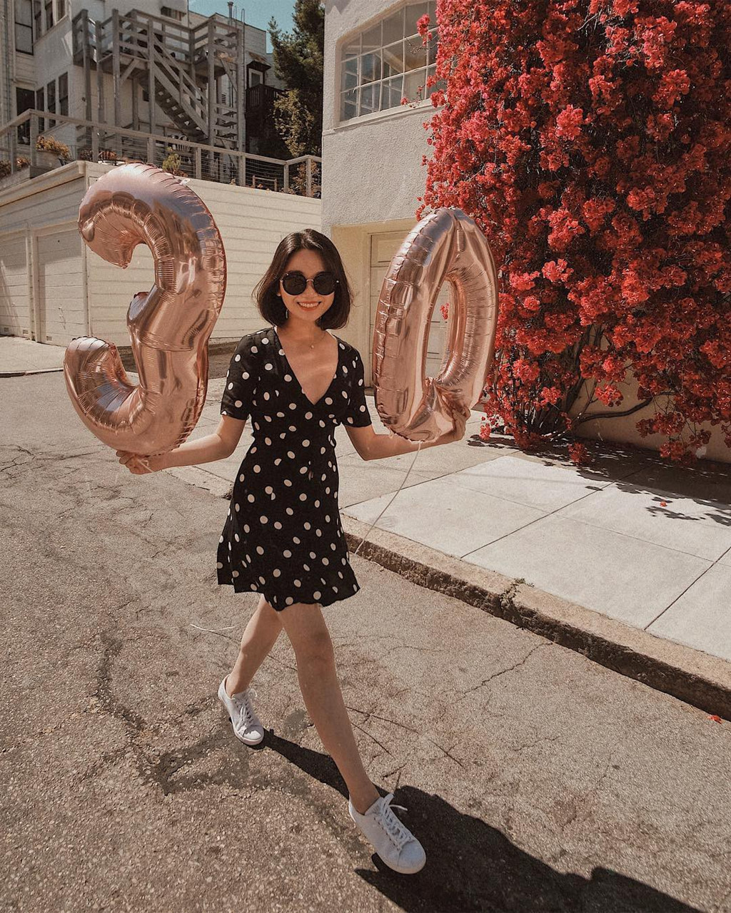 Sneakers trắng có thể biến hóa như thế nào?