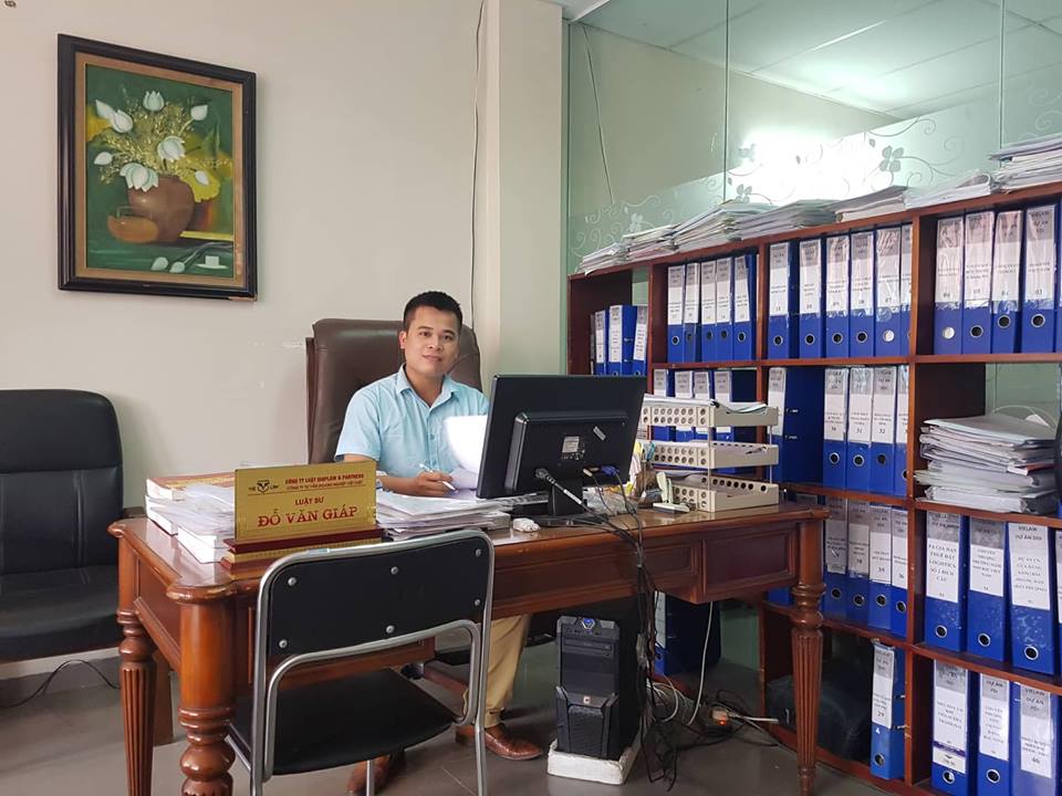 Mấu chốt của vụ nữ nhân viên tố giám đốc chuốc thuốc mê hiếp dâm