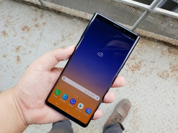 Mở hộp Galaxy Note 9: Mẫu smartphone đắt nhất thị trường di động