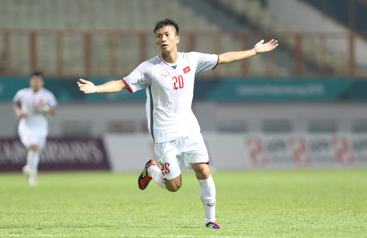 Phan Văn Đức trách bản thân bỏ lỡ nhiều cơ hội trước Nepal