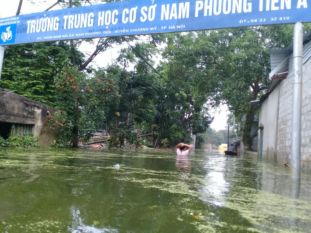 Năm học mới tại rốn lũ Hà Nội: Khó khăn chưa qua, nỗi lo lại tới