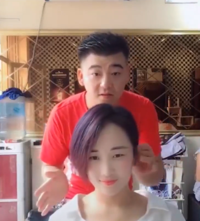 Con gái ai cũng nên cắt tóc ngắn 1 lần để biết bạn có thể thay đổi đáng ngạc nhiên đến cỡ nào