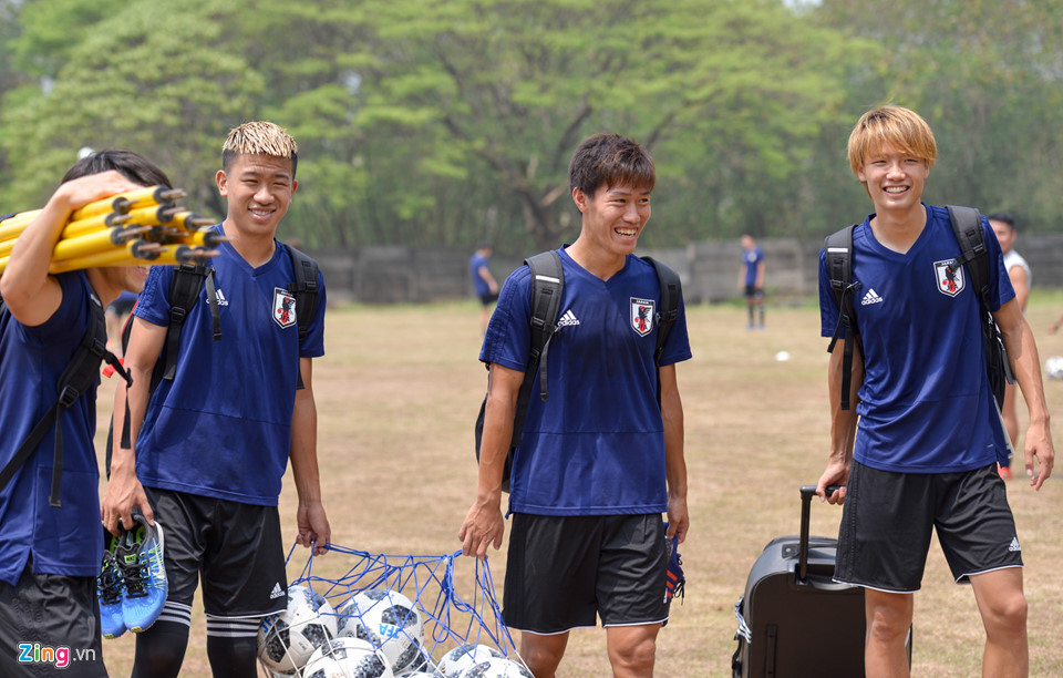 Cầu thủ Nhật Bản thoải mái trước đại chiến với Olympic Việt Nam