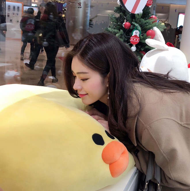 Cô bạn Hàn Quốc chiếm spotlight MXH nhờ sở hữu nụ cười đẹp như nắng