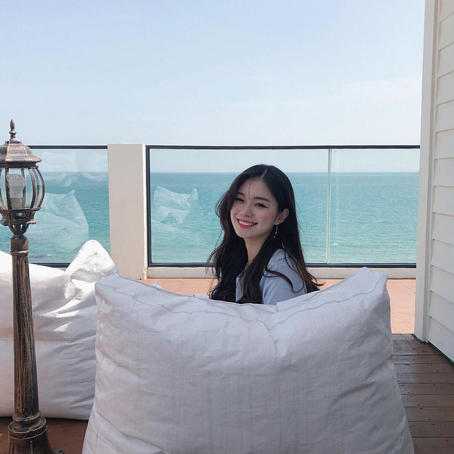 Cô bạn Hàn Quốc chiếm spotlight MXH nhờ sở hữu nụ cười đẹp như nắng