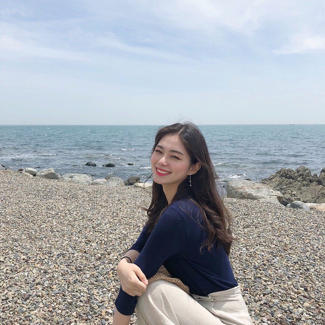 Cô bạn Hàn Quốc chiếm spotlight MXH nhờ sở hữu nụ cười đẹp như nắng