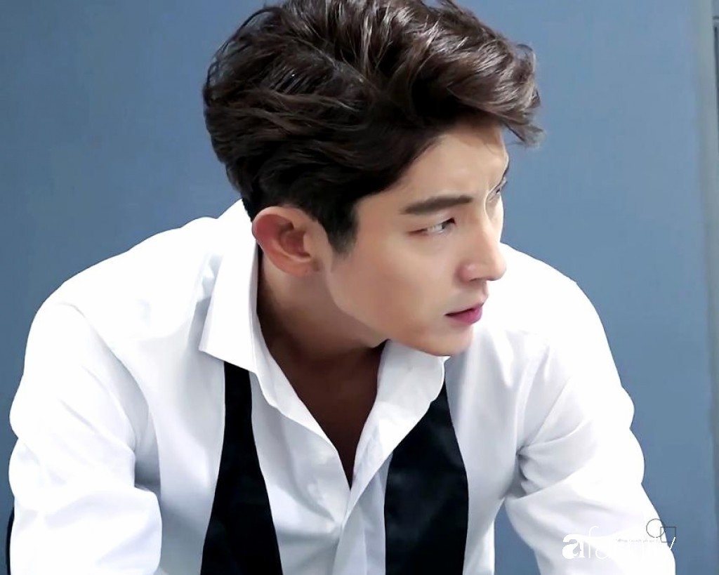 Lee Jun Ki: Bị nghi ngờ đồng tính vì giả gái quá ngọt, đến lúc có người yêu lại bị phản đối tới mức phải chia tay