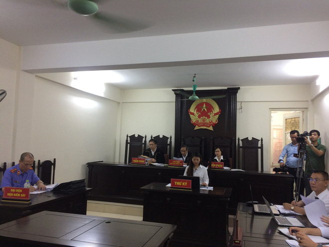 Xét xử phúc thẩm sai phạm đất đai ở Đồng Tâm: 9/10 bị cáo được giảm án