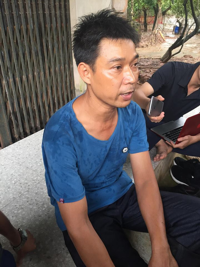 Người thân, hàng xóm khóc nghẹn trong lễ tang hai vợ chồng bị kẻ lạ sát hại trong đêm ở Hưng Yên