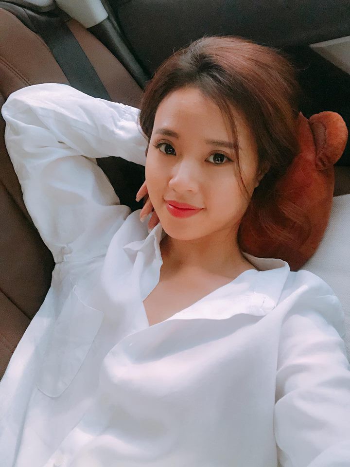 Sau tóc mái chuột gặm giờ lại đến kiểu râu gián: Nghe tên thì ghê mà khi nhìn thì nàng nào nàng ấy đều mơ màng xinh hết nấc