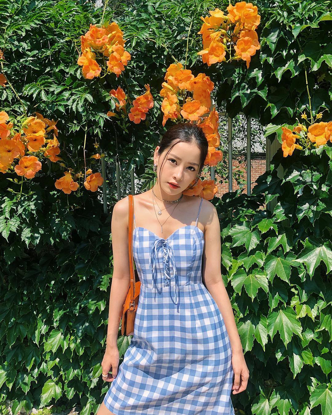 Sau tóc mái chuột gặm giờ lại đến kiểu râu gián: Nghe tên thì ghê mà khi nhìn thì nàng nào nàng ấy đều mơ màng xinh hết nấc