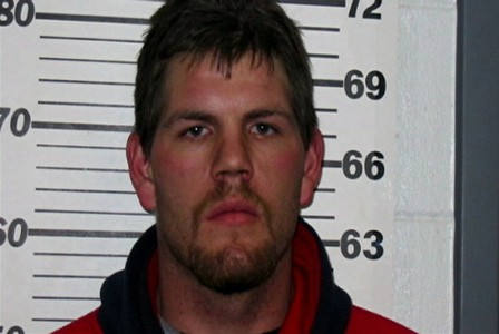 Cho bạn thân ở nhờ, người đàn ông chẳng ngờ dâng mỡ tận miệng mèo, mất vợ đã đành còn mất luôn cả mạng