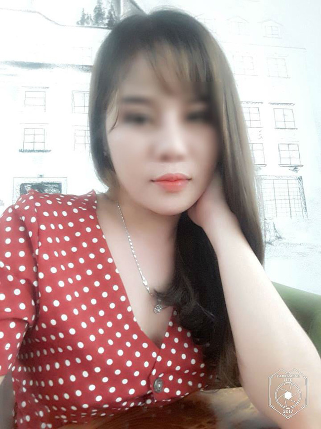 Dù xinh đẹp trẻ trung chẳng kém hot girl, cô vợ này vẫn cay đắng ra đi sau khi chồng nhắn tin rủ gái lạ qua đêm