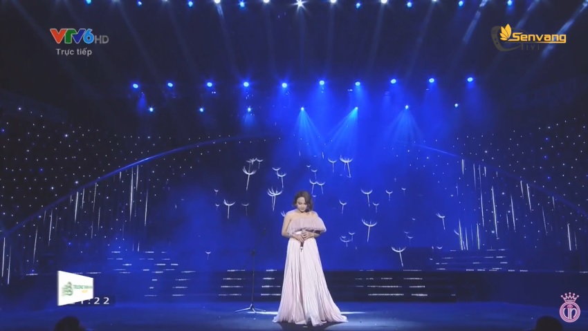 Trực tiếp Gala 30 năm Hoa hậu Việt Nam 2018: Cuộc hội tụ của các Nhan Sắc Hoàng Kim Trực tiếp Gala 30 năm Hoa hậu Việt Nam 2018: Cuộc hội tụ của các Nhan Sắc Hoàng Kim