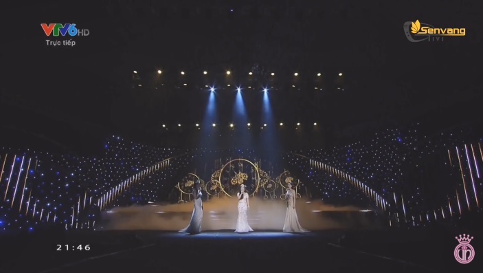 Trực tiếp Gala 30 năm Hoa hậu Việt Nam 2018: Cuộc hội tụ của các Nhan Sắc Hoàng Kim Trực tiếp Gala 30 năm Hoa hậu Việt Nam 2018: Cuộc hội tụ của các Nhan Sắc Hoàng Kim