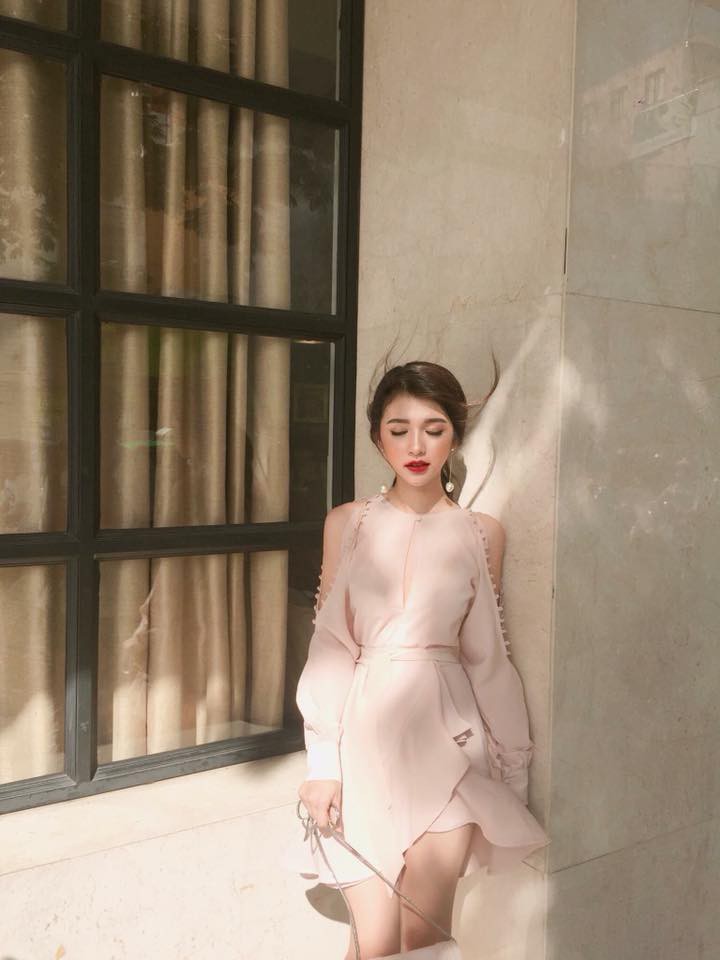 Cô gái mua phải giẻ rách qua mạng với giá 450k, dân tình đồng cảm thì ít mà chú ý điều này thì nhiều