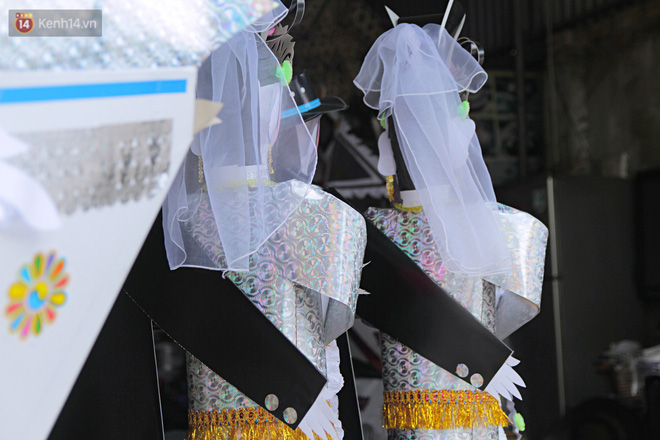 Thủ phủ vàng mã lớn nhất Hà Nội bán cô dâu, chú rể và cả osin cao cấp để đốt cho người cõi âm