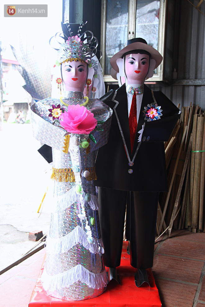 Thủ phủ vàng mã lớn nhất Hà Nội bán cô dâu, chú rể và cả osin cao cấp để đốt cho người cõi âm