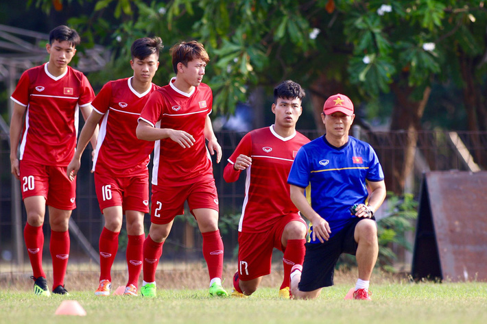 HLV Park Hang-seo đăm chiêu, nhăn nhó trong buổi tập cuối trước khi đụng độ Nhật Bản
