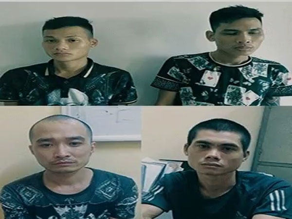 Bí ẩn về chiếc xe bán tải chuyên xuất hiện ban đêm trên các tuyến cao tốc