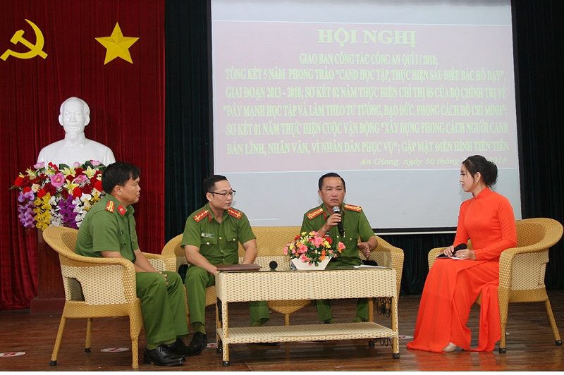 Chuyện đánh án ly kỳ của vị Đại tá lấy nhân tâm thu phục tội phạm