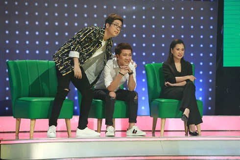 Giọng ải giọng ai tập 4: Hương Tràm dùng mỹ nhân kế khiến tình cũ Bùi Anh Tuấn chết đứng