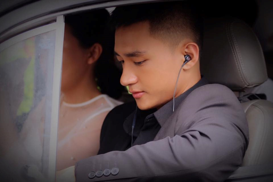 Hé lộ ảnh hậu trường Hậu Duệ Mặt Trời phiên bản Việt Hé lộ ảnh hậu trường Hậu Duệ Mặt Trời phiên bản Việt