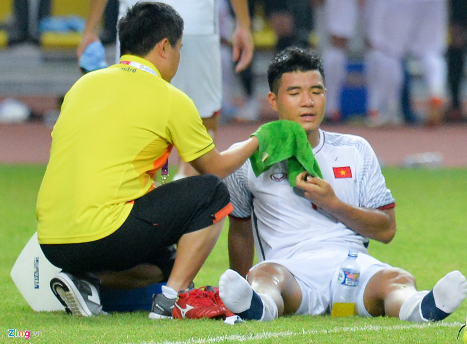 Olympic Việt Nam trả giá đắt cho chiến thắng Nhật Bản