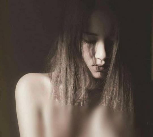 Không khởi tố vụ người mẫu tố bị họa sĩ hiếp dâm