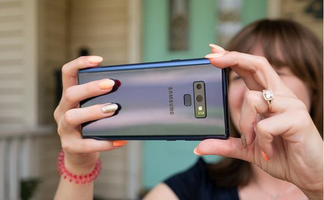Bản cập nhật đầu tiên của Note9 cho phép người dùng lựa chọn độ dài video khi quay Super-Slow-Motion