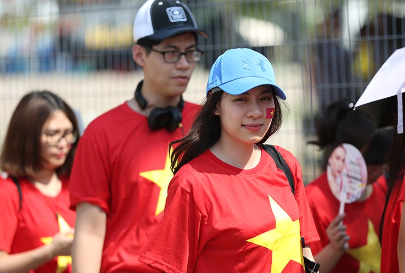 Bóng hồng Việt đổ bộ sân Wibawa Mukti tiếp lửa U23 Việt Nam