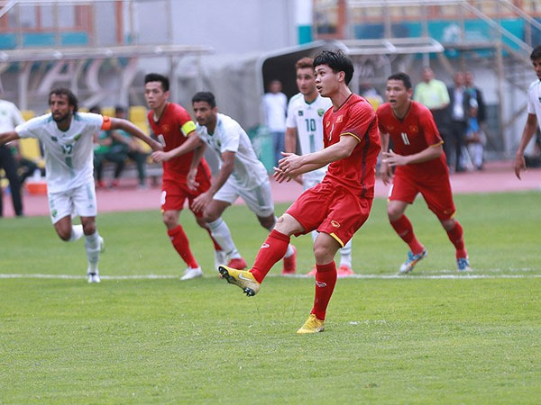 Đội hình U23 Việt Nam đấu Nhật Bản: Công Phượng đá chính, đừng mơ sút penalty!