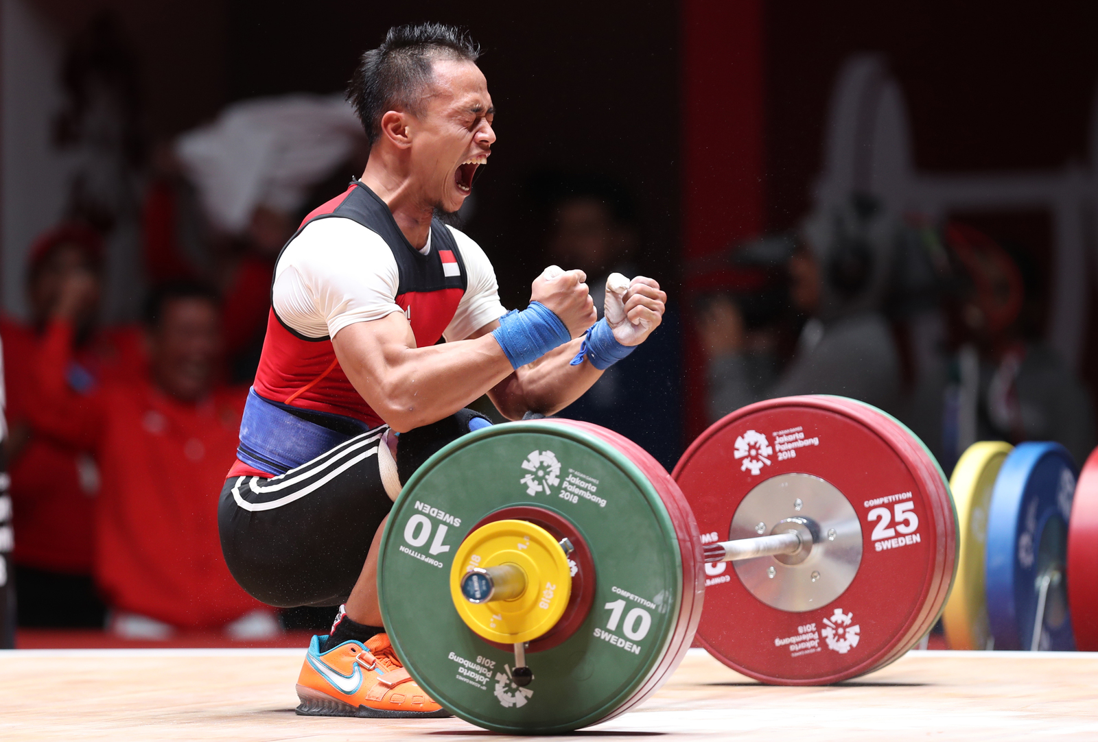 Đô cử Việt Nam mất huy chương vì thua 1kg