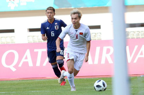 Văn Toàn nói gì sau 57 phút được bung toả khát khao thi đấu?