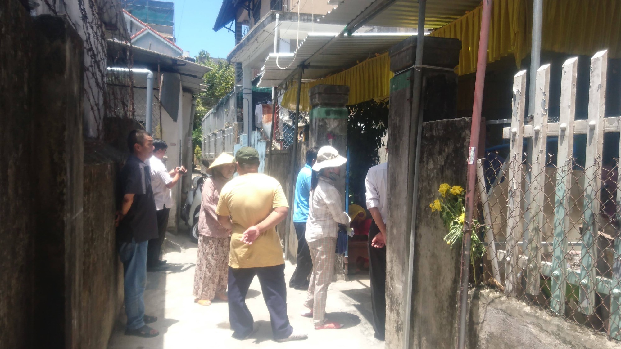 Chân dung nghi phạm 23 tuổi vô cớ cứa cổ người đàn ông đến dự đám tang bố ruột