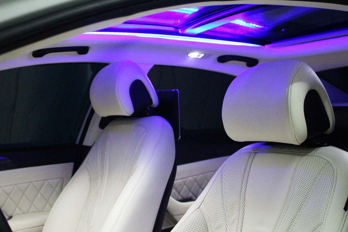 Biến nội thất Hyundai Sonata thành Mercedes-Maybach với 80 triệu tại Sài Gòn