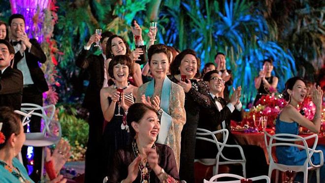 Phim điện ảnh Crazy Rich Asians: Hội con nhà giàu Châu Á đánh chiếm ngôi quán quân phòng vé Bắc Mỹ Phim điện ảnh Crazy Rich Asians: Hội con nhà giàu Châu Á đánh chiếm ngôi quán quân phòng vé Bắc Mỹ