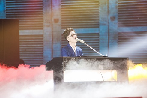 The Voice tập 14: Noo Phước Thịnh bảo toàn lực lượng tiến vào vòng Bán kết