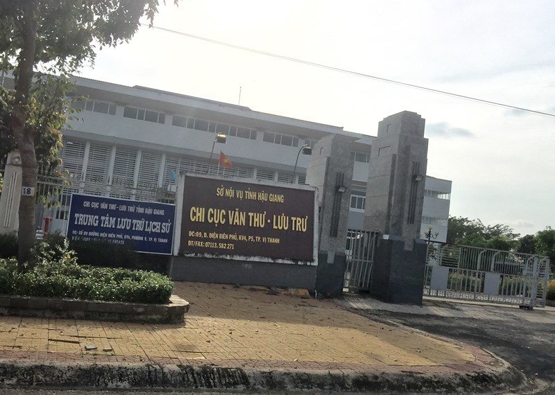 3 cán bộ thuộc sở Nội vụ Hậu Giang bị bắt tạm giam