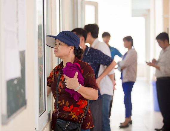 Ngắm dàn nữ sinh xinh xắn trường báo trong ngày nhập học, thế hệ hotgirl tiếp theo là đây chứ đâu