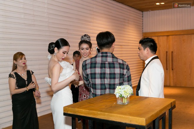 Sao Vbiz chạm mặt tình cũ: Người lẳng lặng ngó lơ, kẻ thẳng thắn đối diện gây xôn xao bàn tán!